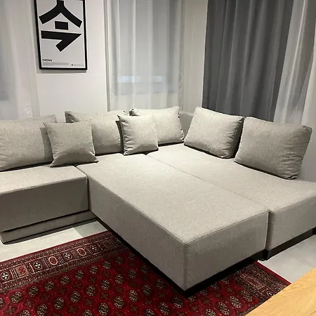 Apartment Mint House *